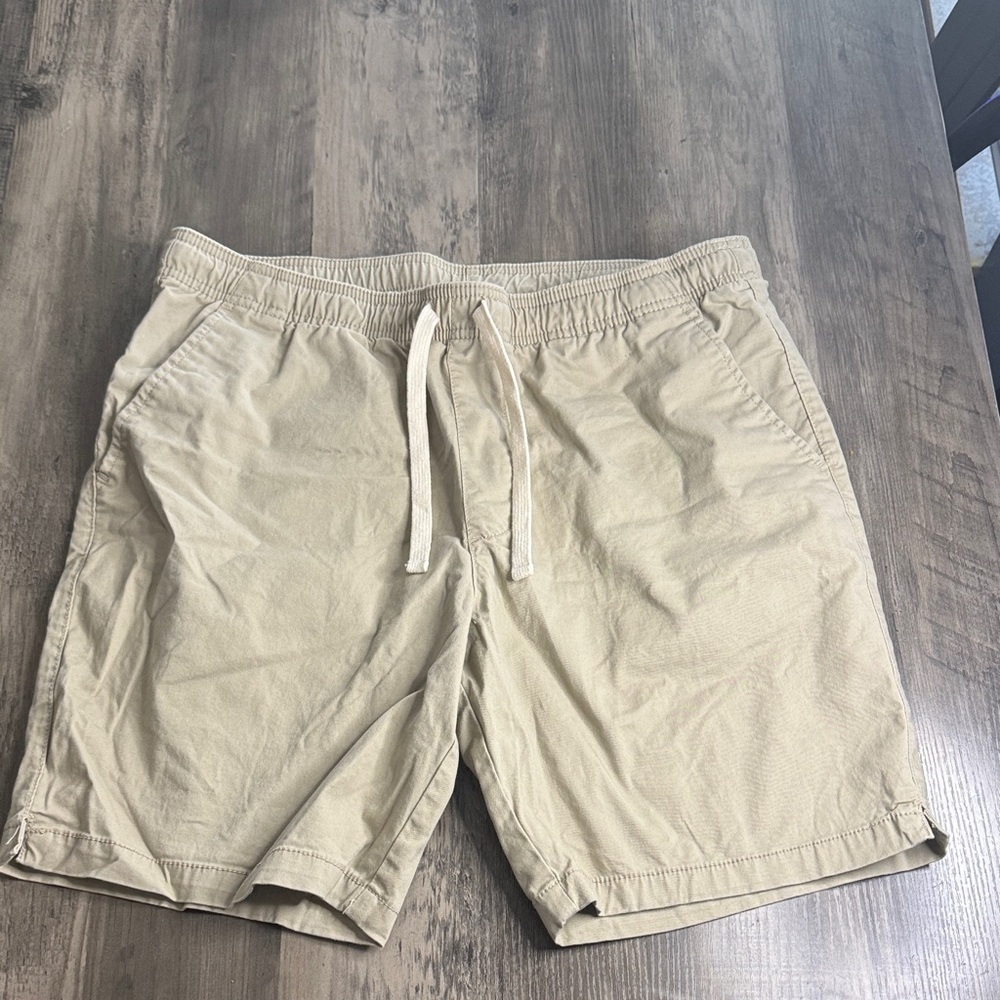 Goodfellow & Co Beige Elastic Waist Shorts